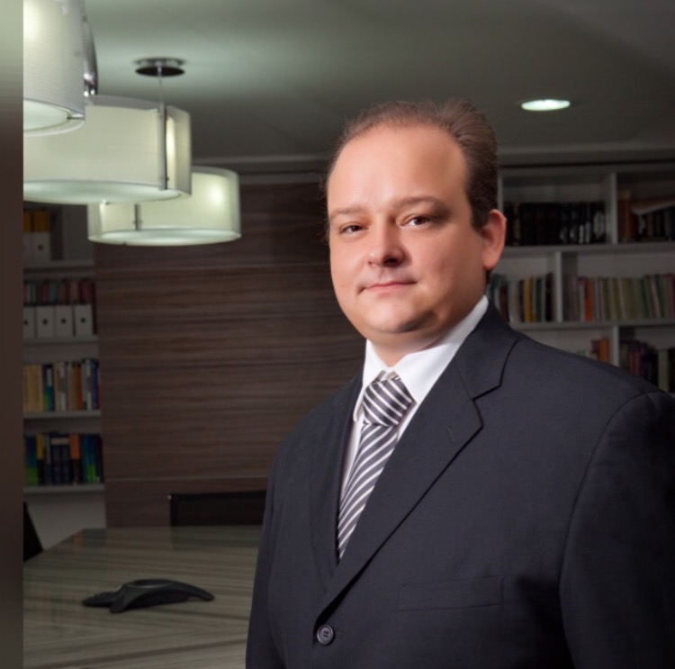 Carlos Zuluaga, Founder and CEO of LEEMO